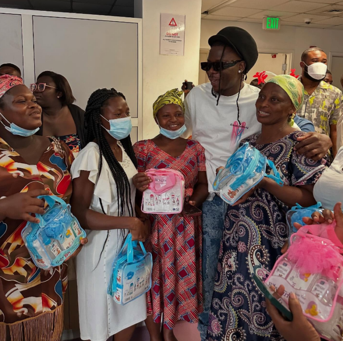 Stonebwoy at Ridge NICU