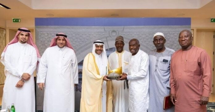 Hajj_Collins_Dauda-808x424
