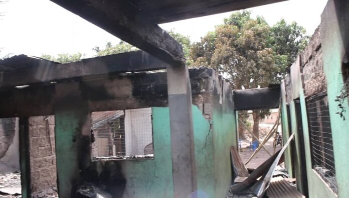 FAMILY OF OVER 40 LOOSE LIFE INVESTMENT TO FIRE AT SEIKWA FAMILY OF OVER 40 LOOSE LIFE INVESTMENT TO FIRE AT SEIKWA