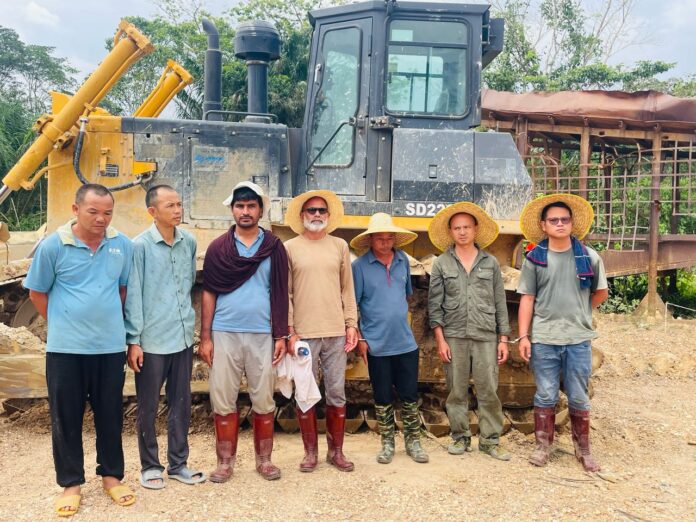 7 foreigners, 8 Ghanaians arrested in 'galamsey' site raid in Western Region