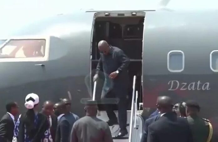 Mahama Dzata airline