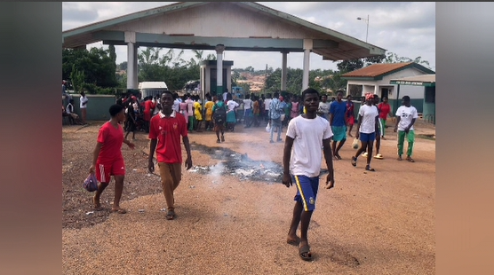 HWISEC Students Protest Over Poor Infrastructure, Demand Immediate Action