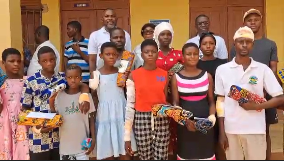 Accident Victims Support Foundation Donates to Ben Konadu SDA Pupils Involved in Konongo-Odumasi Crash Accident Victims Support Foundation Donates to Ben Konadu SDA Pupils Involved in Konongo-Odumasi Crash