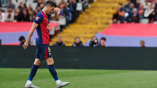 lewandowski-injury-2025-04-c8d05d915feb63ea0956c6337d15ed36-16x9