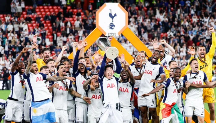 1-Spurs-UEL-trophy