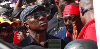 Demo against suspension of Chief Justice #SaveTheJudiciaryDemo