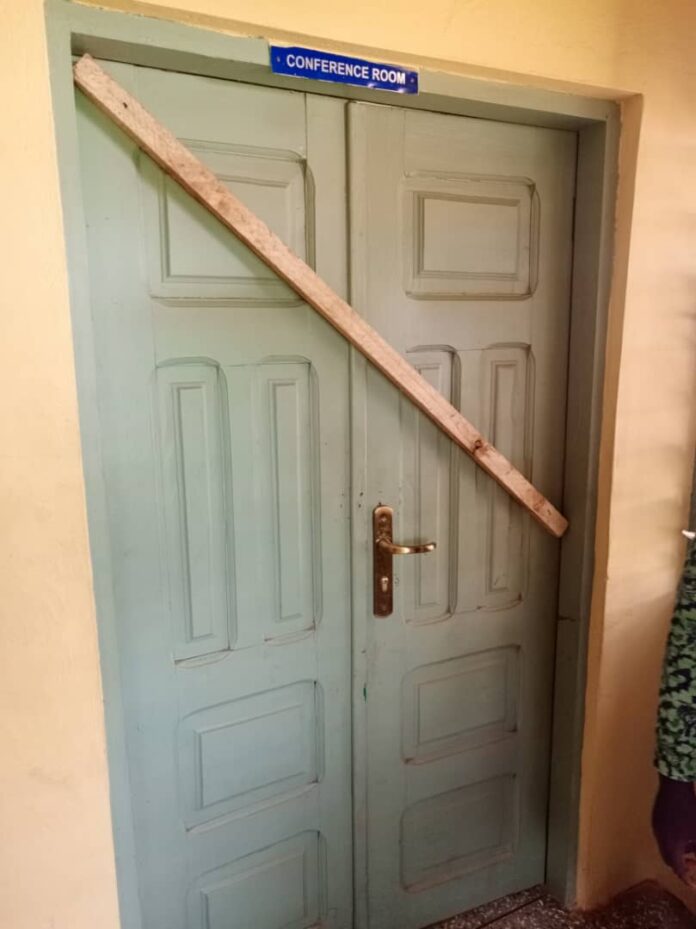 Suspected NDC members attack forestry commission in Enchi over alleged employment recruitment
