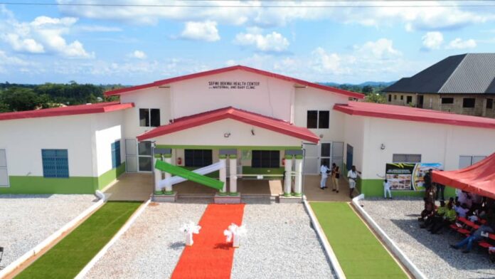 Sehwi Bekwai chief commissions clinic to boost healthcare