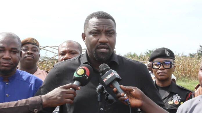 John Dumelo