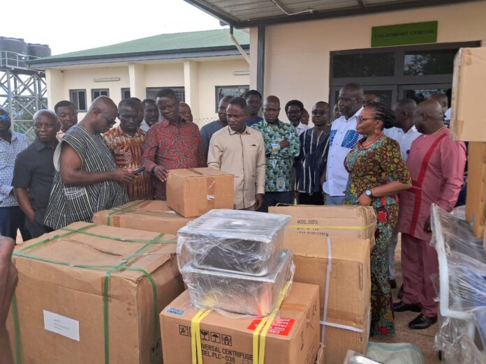 Health Minister donates medical equipment to Sefwi Asawinso Government Hospital
