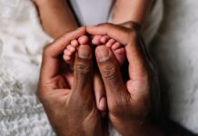 South African court rules in favor of paternity leave for fathers