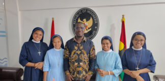 Indonesian missionary sisters meet H.E. Rois in Accra