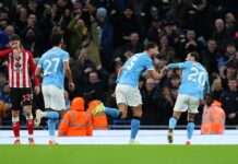 Man City win to move within two points of Arsenal