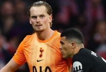 Keeper Kinsky substituted after only 17 minutes as Spurs collapse at Atletico